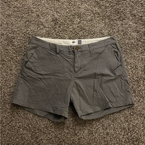 Old Navy Shorts - Picture 1 of 3